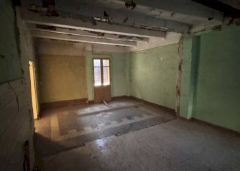 Stanza non arredata - Independent house via Carlo Massimiliano Roero, 6, Cuneo (neighborhood Centro) - photo 15