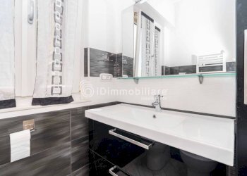 Bagno - Four-room apartment corso Vercelli, 264, Torino (neighborhood Rebaudengo) - photo 13