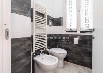 Bagno - Four-room apartment corso Vercelli, 264, Torino (neighborhood Rebaudengo) - photo 14