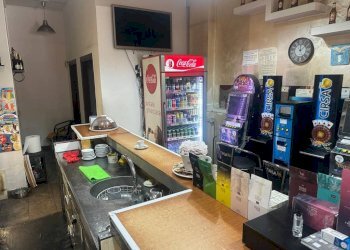 Interno non residenziale - Bar Tavola Calda - Fredda via dei Ciclamini, 4, Roma - foto 5