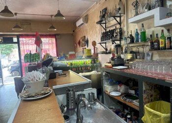 Interno non residenziale - Bar Tavola Calda - Fredda via dei Ciclamini, 4, Roma - foto 10