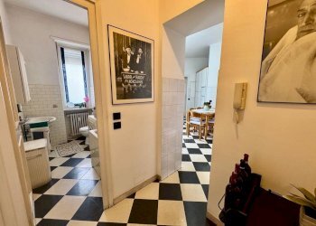 Corridoio - Appartamento piazza San Paolo, 1, Biella - foto 11