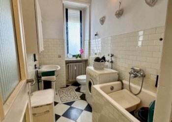 Bagno - Appartamento piazza San Paolo, 1, Biella - foto 20