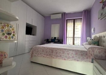 Camera da letto - Quadrilocale via Riesi, 10/1, Orbassano - foto 4