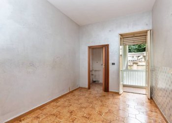Salone - Bilocale largo Sempione, 178, Torino (zona Barriera Milano) - foto 6