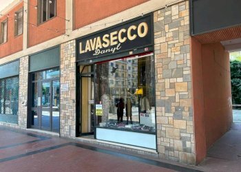 Facciata - Laundry - Dyeing corso Galileo Ferraris, 30, Cuneo (neighborhood Donatello) - photo 1
