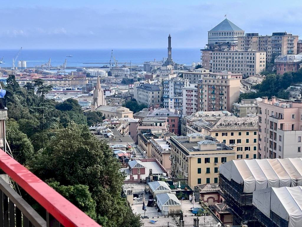 Vista - Trilocale via Forlì, Genova (zona San Teodoro) - foto 1