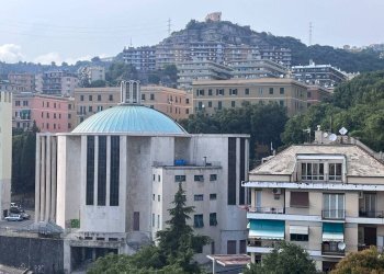 Vista - Trilocale via Forlì, Genova (zona San Teodoro) - foto 4