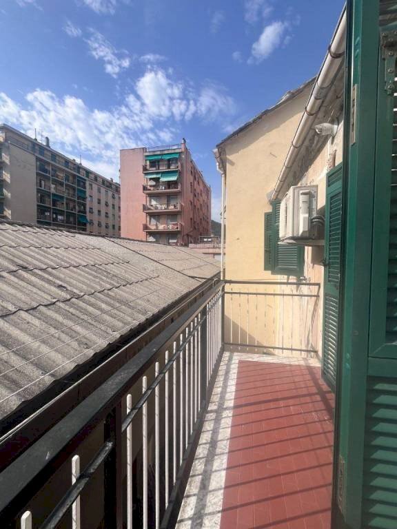 Terrazzo - Trilocale via Giacomo Puccini, 15, Genova (zona Sestri Ponente) - foto 2