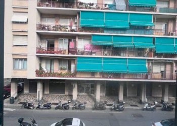 Facciata - Trilocale via Giacomo Puccini, 15, Genova (zona Sestri Ponente) - foto 17