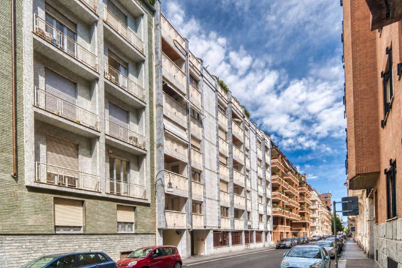 FACCIATA - Quadrilocale VIA SUSA, 40, Torino (zona Cit Turin) - foto 2