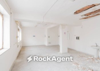 Interno non residenziale - Appartamento via Generale Francesco Pignatelli, 16bis, Napoli - foto 5