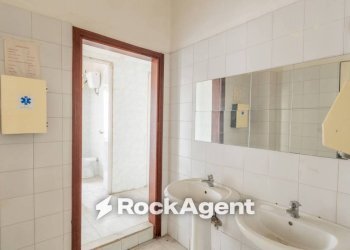 Bagno - Appartamento via Generale Francesco Pignatelli, 16bis, Napoli - foto 16