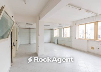 Interno non residenziale - Appartamento via Generale Francesco Pignatelli, 16bis, Napoli - foto 25