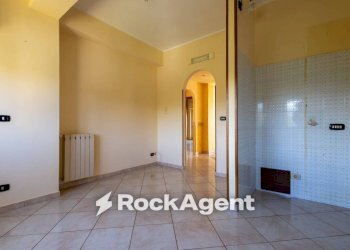 Cucina - Three-room apartment via Giovanni Paolo Parisio, 8, Catanzaro - photo 16