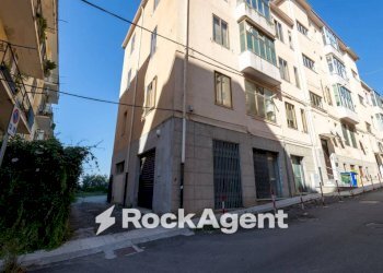 Facciata - Quadrilocale via Eugenio de Riso, 28, Catanzaro - foto 7