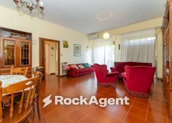 Salone - Appartamento via Litteri, 9, Aci Castello - foto 7