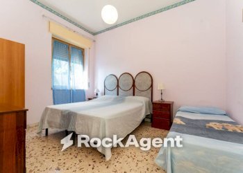 Camera da letto - Appartamento via Litteri, 9, Aci Castello - foto 19