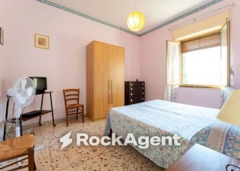 Camera da letto - Appartamento via Litteri, 9, Aci Castello - foto 21