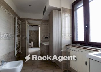 Bagno - Quadrilocale largo Prigioni, 12 Catanzaro, Catanzaro - foto 16
