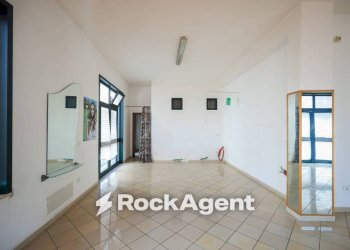 Stanza non arredata - Stabile - Palazzo via San Nicola, 1, Amorosi - foto 2