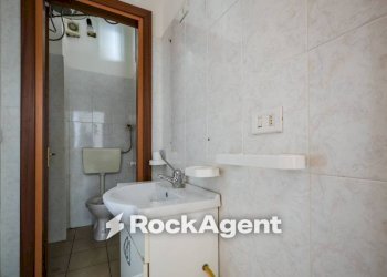 Bagno - Stabile - Palazzo via San Nicola, 1, Amorosi - foto 5