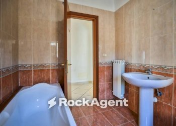 Bagno - Stabile - Palazzo via San Nicola, 1, Amorosi - foto 19