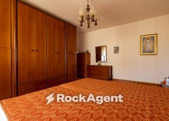 Camera da letto - Appartamento corso Umberto I, 32, Sant'Andrea Apostolo dello Ionio - foto 38