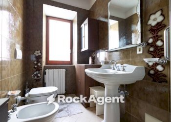 Bagno - Appartamento corso Umberto I, 32, Sant'Andrea Apostolo dello Ionio - foto 39