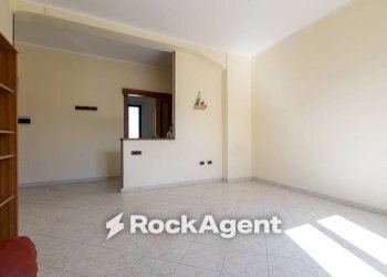 Cucina - Quadrilocale via Alberto de Nobili, 5, Catanzaro - foto 9