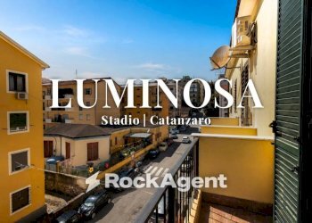 Balcone - Quadrilocale via Alberto de Nobili, 5, Catanzaro - foto 1
