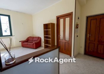 Salone - Quadrilocale via Alberto de Nobili, 5, Catanzaro - foto 7
