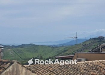 Vista - Two-room apartment via Vincenzo D'Amato, 62, Catanzaro - photo 2