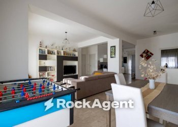 Salone - Appartamento viale Vincenzo de Filippis, 61, Catanzaro - foto 8