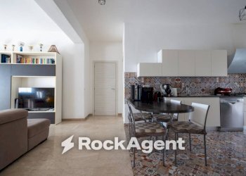 Cucina - Appartamento viale Vincenzo de Filippis, 61, Catanzaro - foto 12