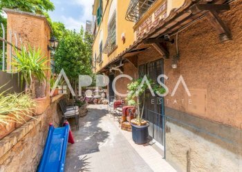 Cortile interno - Villa via Archiano, 5, Roma - foto 33