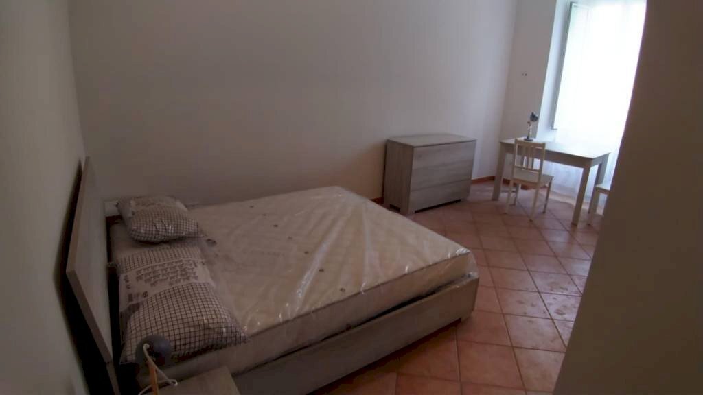 Camera da letto - Non-buildable land via Giovanni Paolo Pannini, Roma - photo 1
