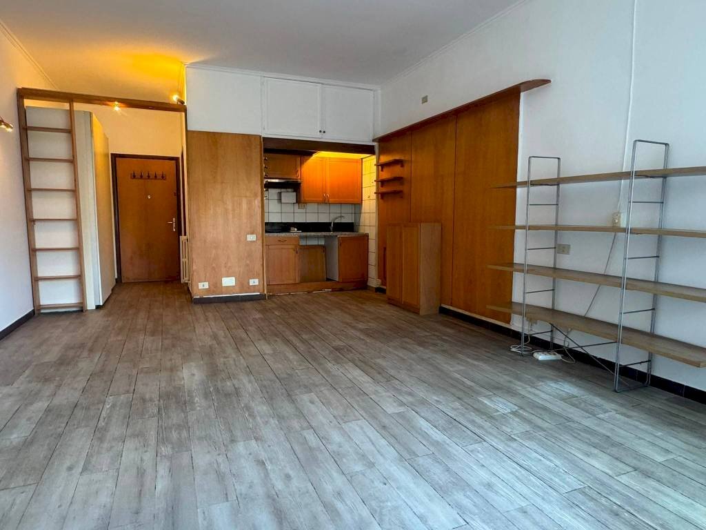 Interno non residenziale - One-room apartment via Cassia, 791, Roma - photo 2