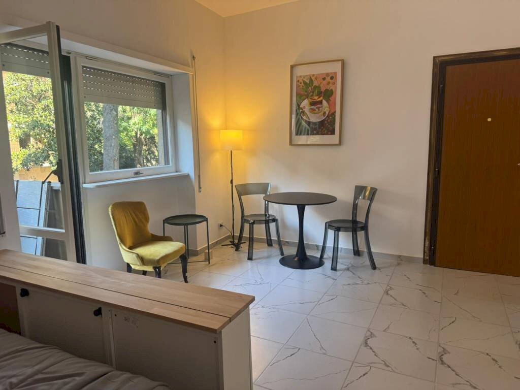 Studio - One-room apartment via della Camilluccia, 305, Roma - photo 1