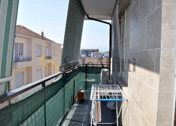 BALCONE - Trilocale Via Buonarroti 14, Settimo Torinese - foto 5