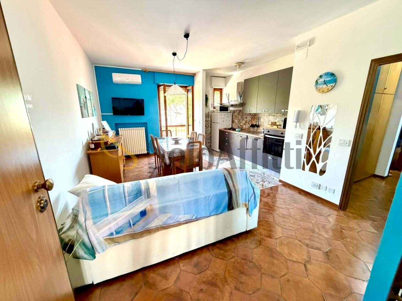 SOGGIORNO - Three-room apartment Via C. Battisti 20, Martinsicuro - photo 1