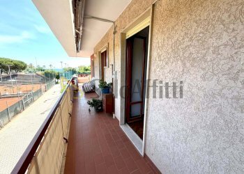 BALCONE - Trilocale Via C. Battisti 20, Martinsicuro - foto 10