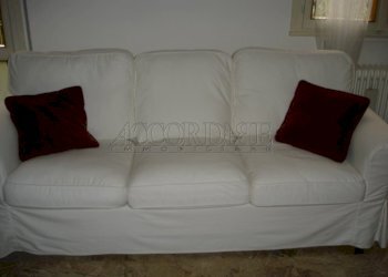 SOGGIORNO DIVANO TRE POSTI BIANCO.JPG - Trilocale Padova - foto 2