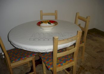 SOGGIORNO TAVOLO CON COPRITAVOLO.JPG - Trilocale Padova - foto 6