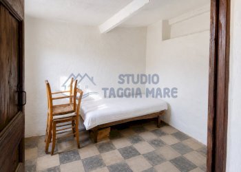 ChatGPT Image 11 jul 2026, 12_01_42 - Townhouse Via Roma, Molini di Triora - photo 8