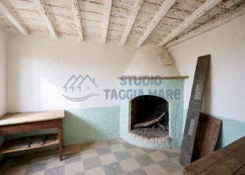 ChatGPT Image 11 jul 2026, 12_05_39 - Townhouse Via Roma, Molini di Triora - photo 10