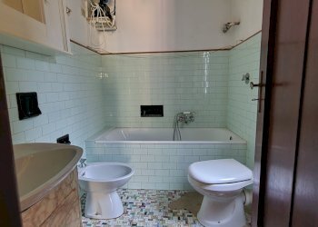 bagno bis appartamento serra riccò genova - Apartment Salita San Rocco 7, Serra Riccò - photo 28