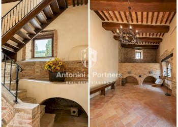 castello-santa-apollinare-perugia-umbria-ingresso- - Casa indipendente Località Santa Apollinare, Marsciano - foto 12