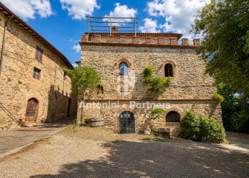 castello-santa-apollinare-perugia-umbria-facciata- - Casa indipendente Località Santa Apollinare, Marsciano - foto 20