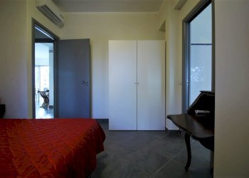 appartamento_marinelladisarzana_camera2.png - Appartamento Sarzana - foto 8